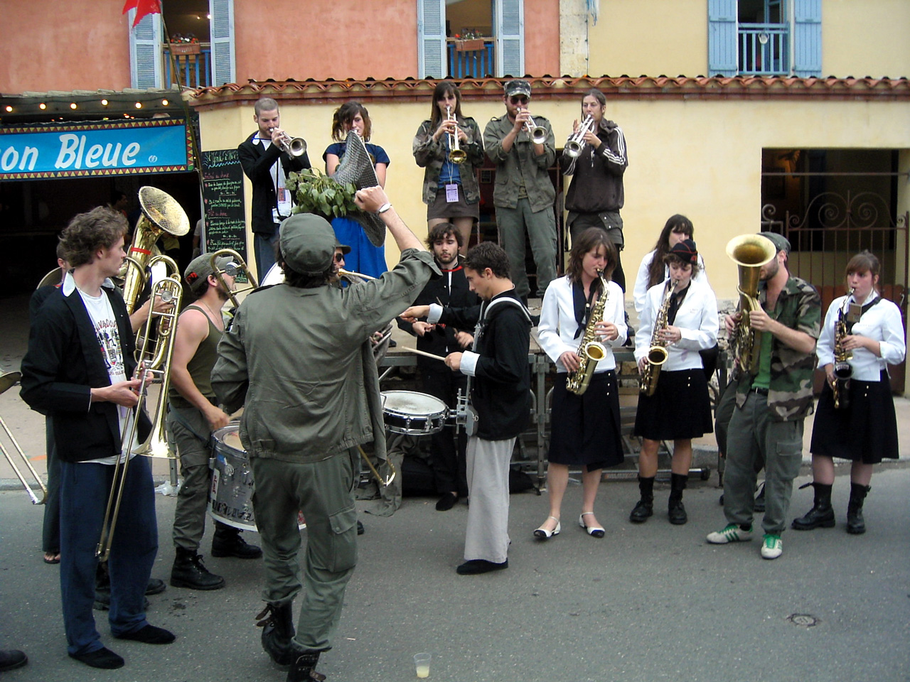 vic-2007-fanfare